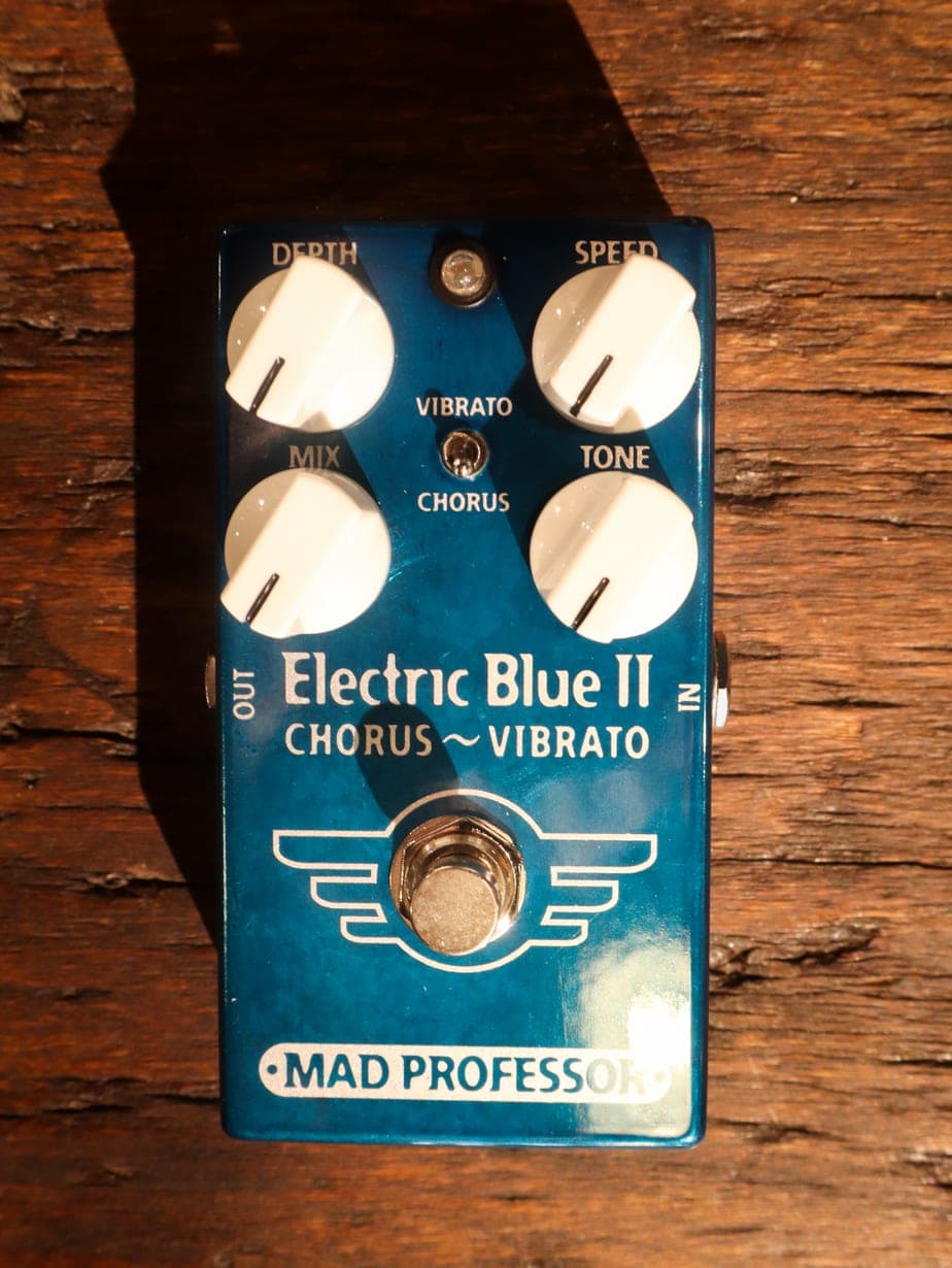 Mad Professor Electric Blue II Chorus Vibrato - Kauffmann's Guitar Store