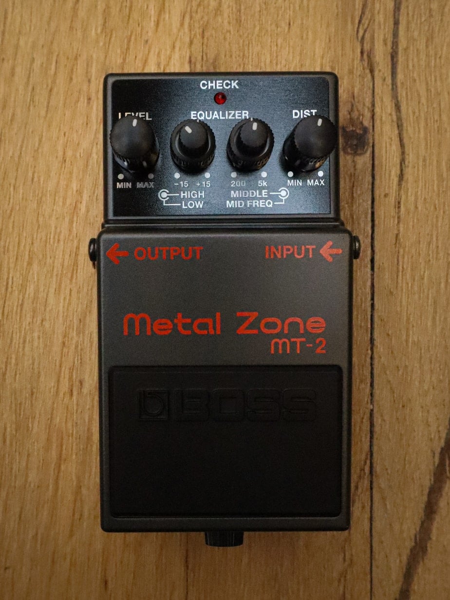 Boss MT-2 Metal Zone - Kauffmann's Guitar Store