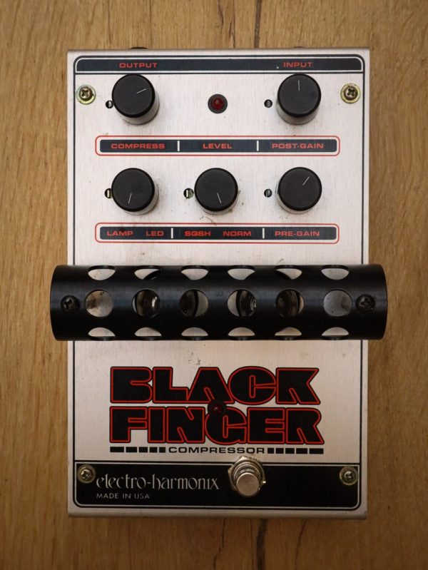 ElectroHarmonix Black Finger Compressor Used Kauffmann's Guitar Store