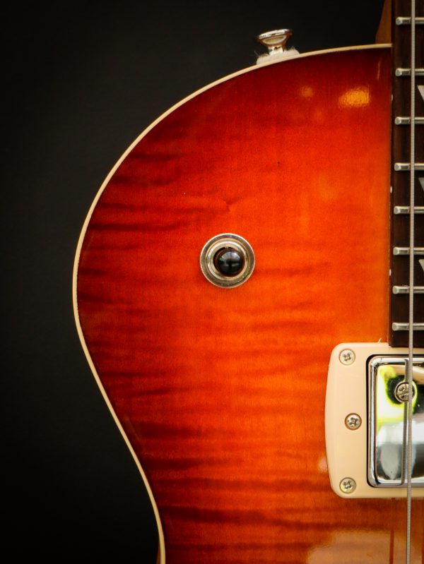 Cream T Aurora Custom Whisker Burst - Image 4