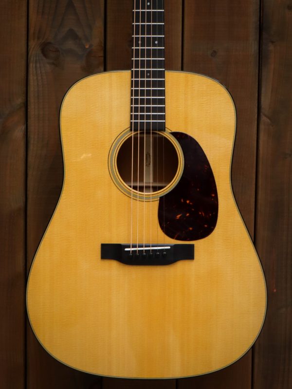 Martin D-18 - Image 3