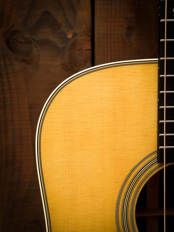 Martin D-28 - Image 6