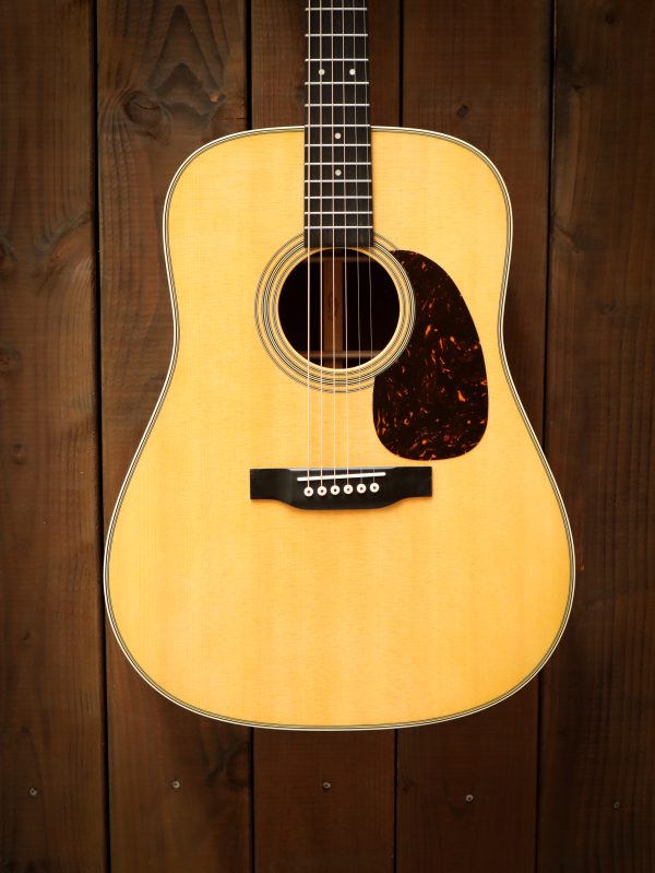 Martin D-28 - Image 3