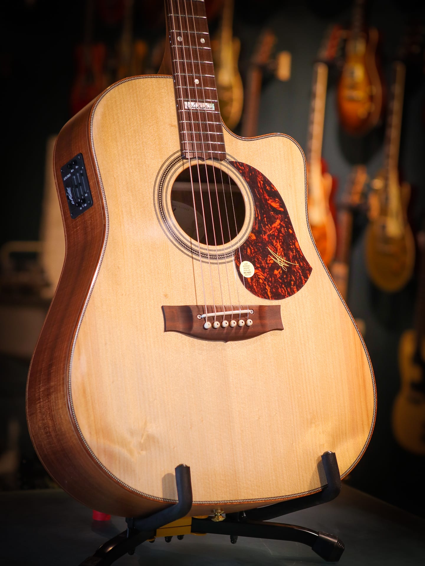 Maton The Australian EA80C Kauffmann s Guitar Store