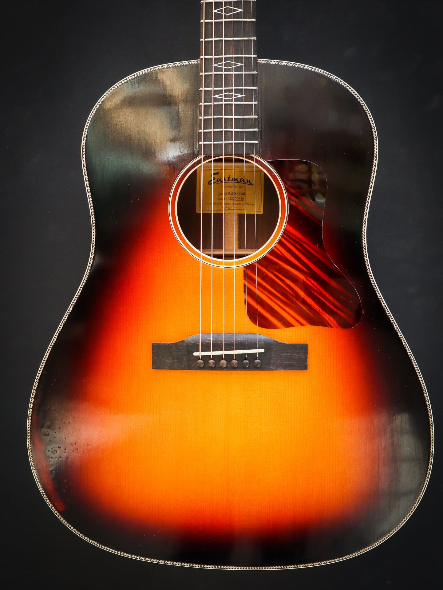 Eastman E22 SS/V-SB - Kauffmann's Guitar Store