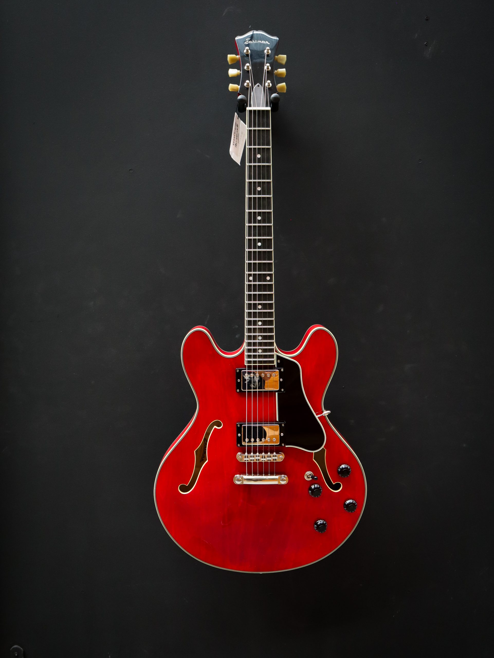 Eastman T386 Red - Kauffmann's Guitar Store