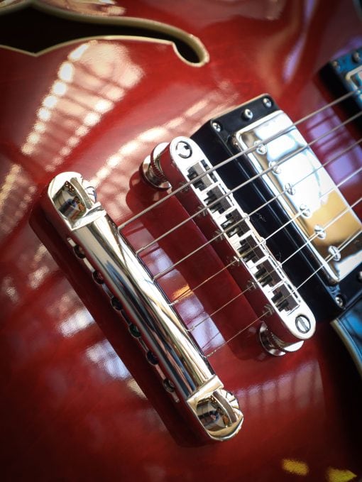Eastman T386 Red - Kauffmann's Guitar Store
