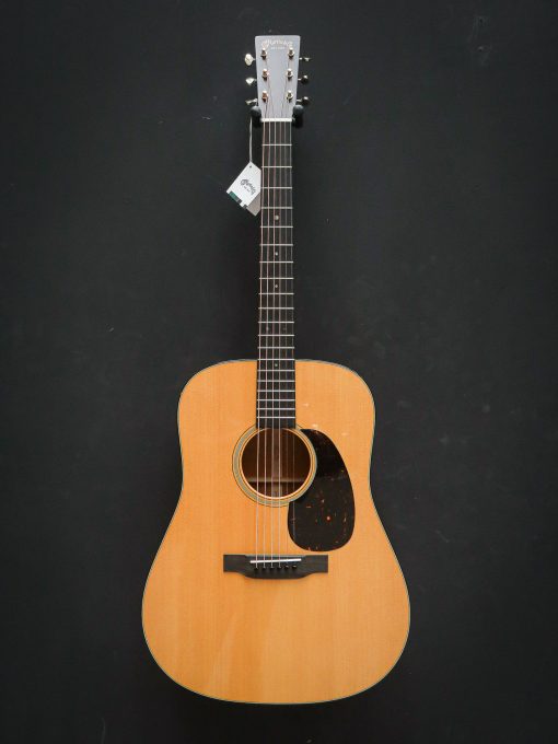 Martin D-18 - Image 2