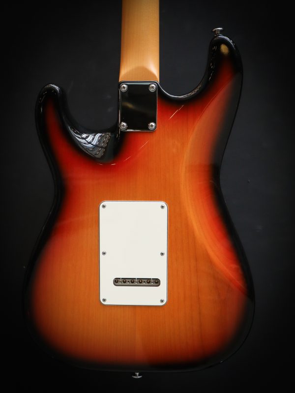 Suhr Classic S Antique 3-Tone Sunburst - Image 17