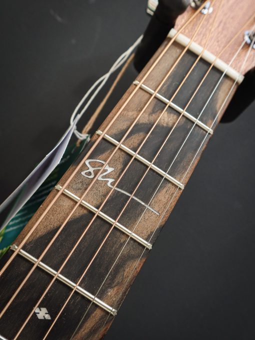 Martin 000Jr-10E Shawn Mendes - Image 10