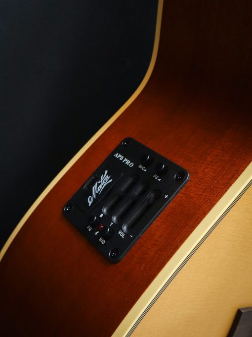 Maton EBG 808 Signed By Tommy Emmanuel - Image 7