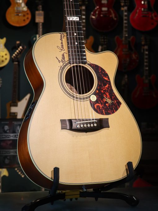 Maton EBG808C Signed By Tommy Emmanuel