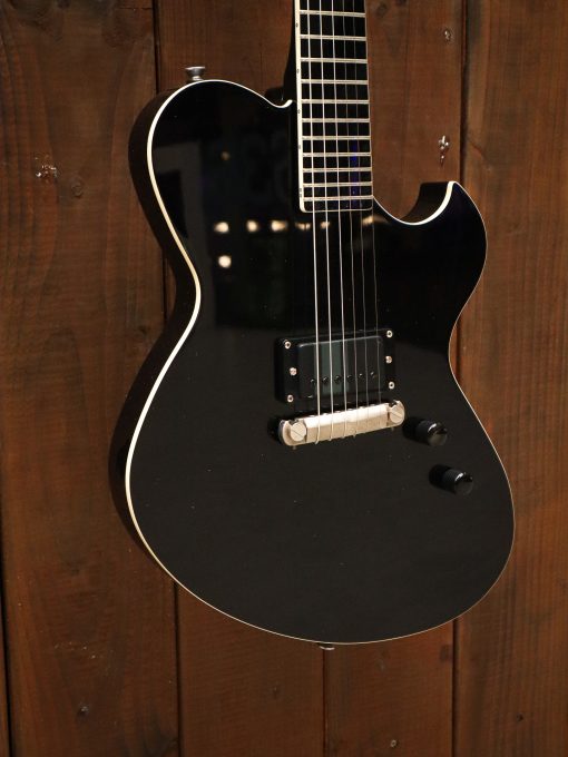 Newman Honeycomb Junior Blackout Guitar-X - Image 4