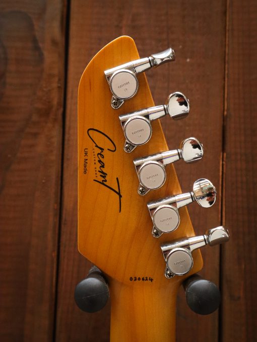 Newman 5-String Burnt Caramel - Image 15
