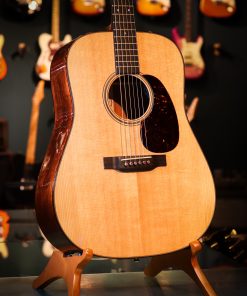 Martin D-18 E Modern Deluxe Fishman Aura VT Used