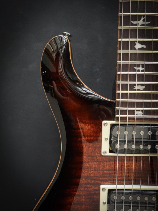 PRS SE Custom 24 Black Goldburst - Image 5