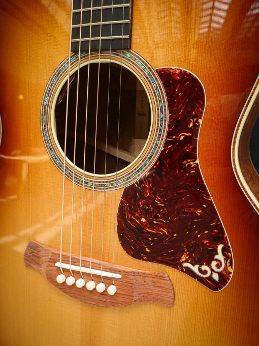 Taylor 814e Gold Label Koa Sunburst - Image 6