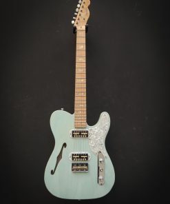 Alternative view of Fender Parallel Universe Volume II Tele® Mágico Pre-Owned