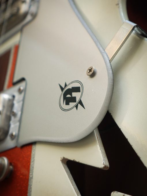 Rock N Roll Relics Lightning Van Stripes White - Image 12