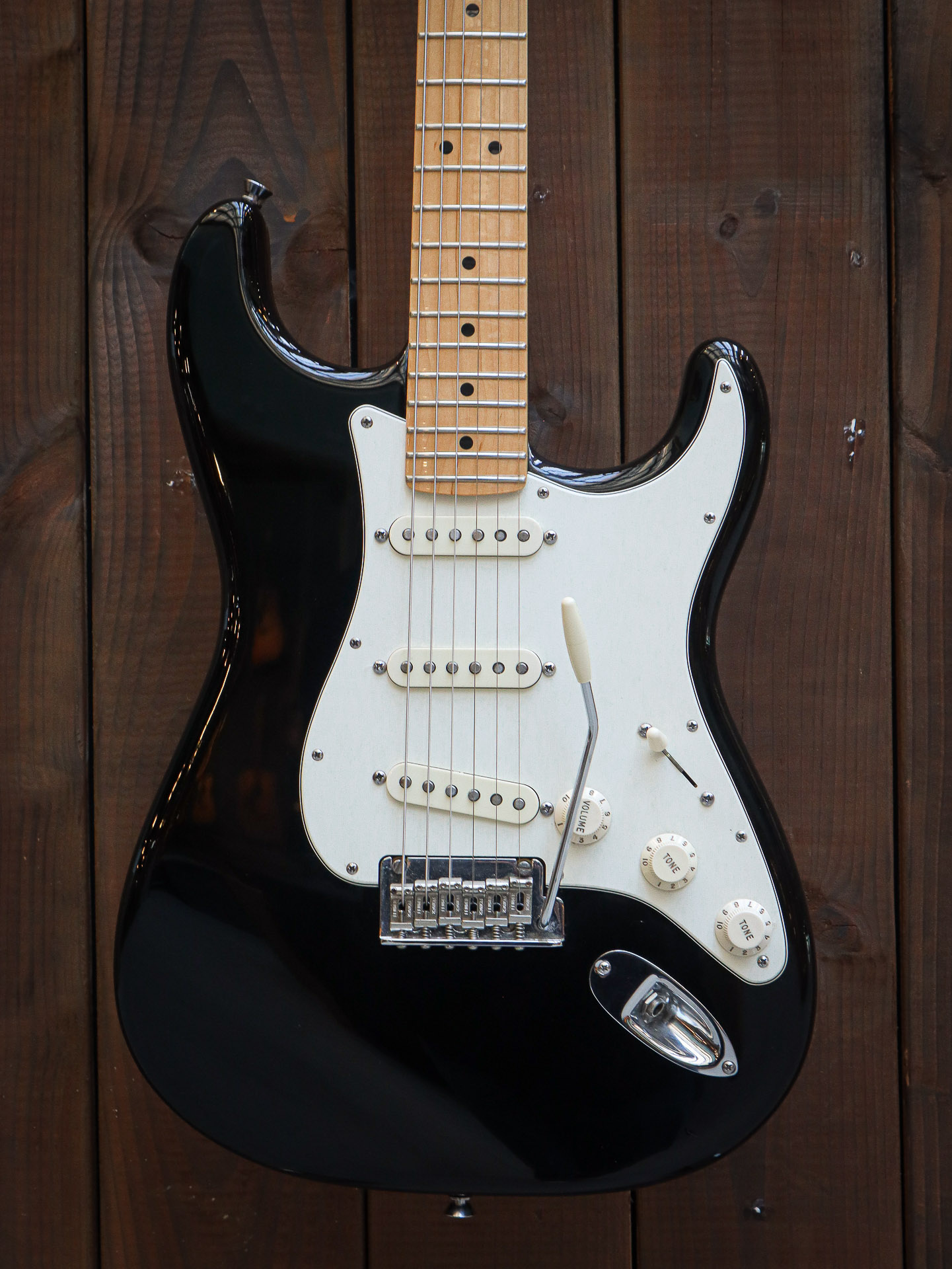 Fender American Standard Stratocaster Black Pre-Owned - Image 3