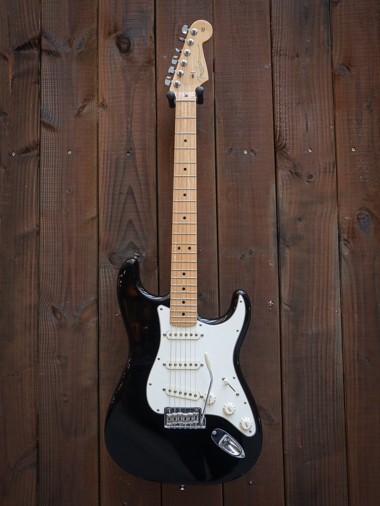 Fender American Standard Stratocaster Black Pre-Owned - Image 2