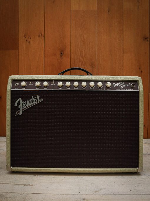 Fender Super-Sonic 22 Pre-owned