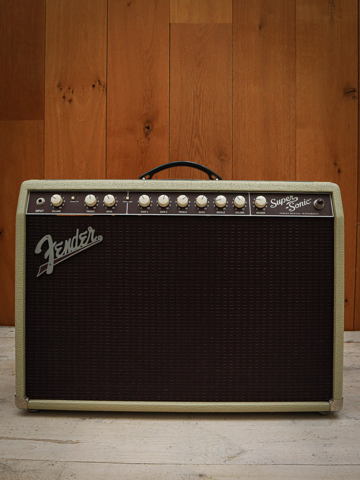 Fender Super-Sonic 22 Pre-owned