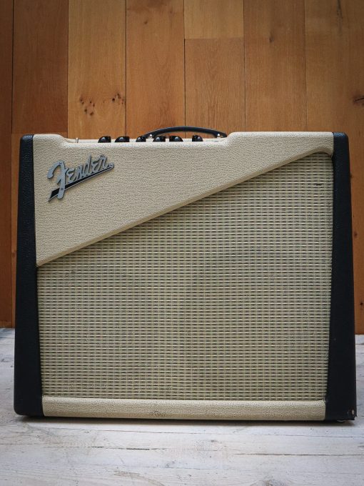 Fender Custom Shop Two-Tone 15W 1x12/1x10 Tube Combo Amp (Pre-Owned)