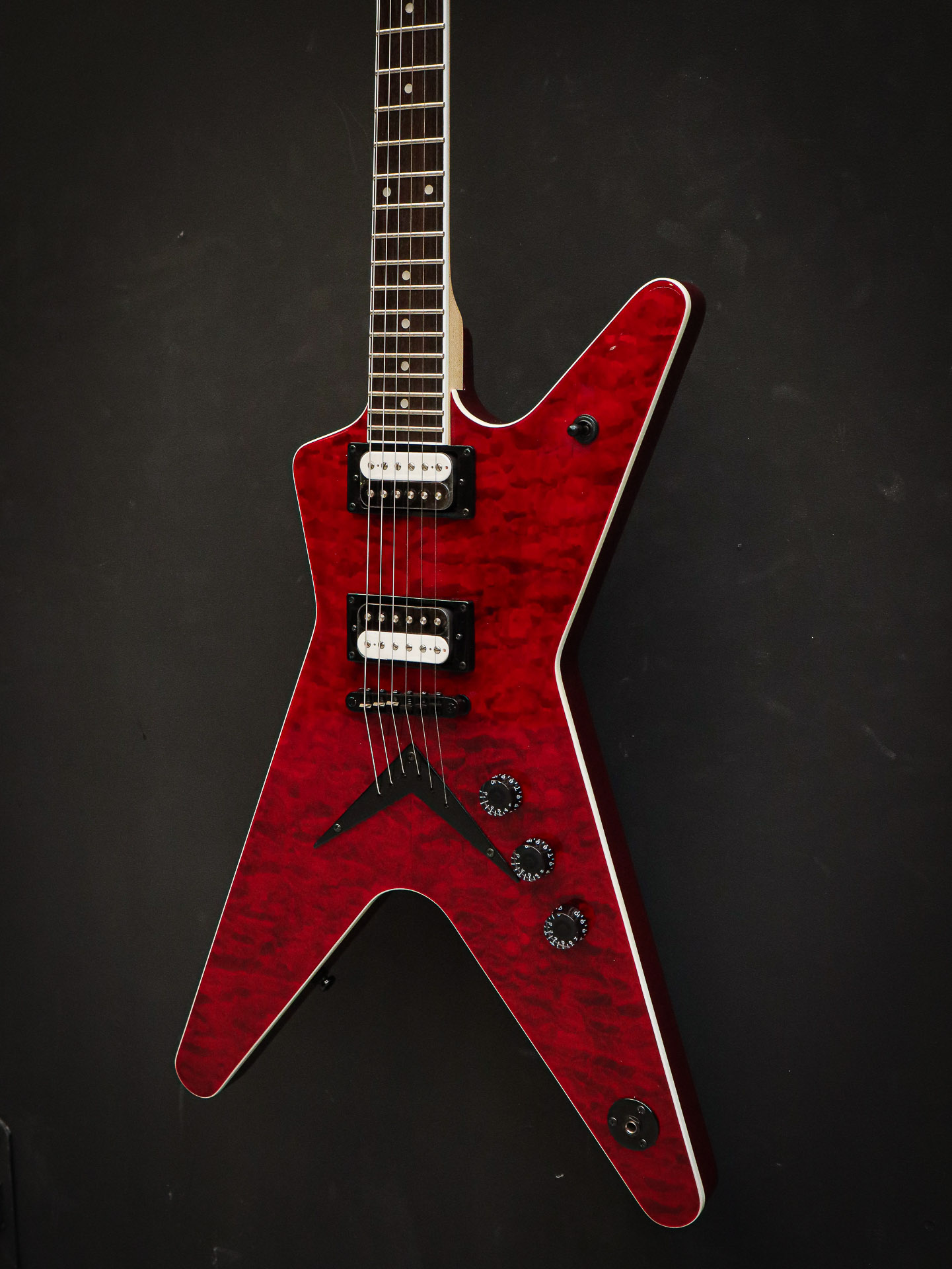 Dean ML X Quilt Maple Scary Cherry - Image 4