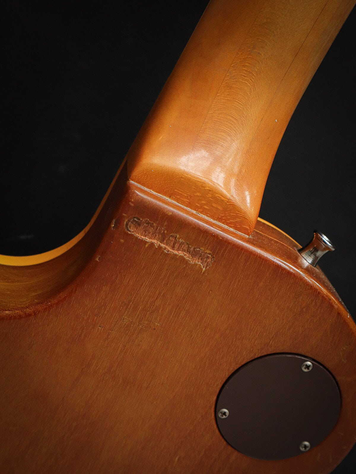 1976 Gibson Les Paul Deluxe Gold Top Pre-Owned - Image 22