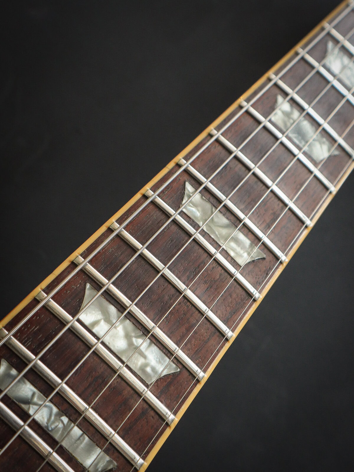 1976 Gibson Les Paul Deluxe Gold Top Pre-Owned - Image 12