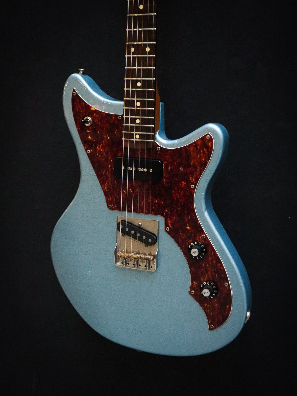 Kauffmann Cozy TL Ice Blue Metallic Pre-Owned - Image 6