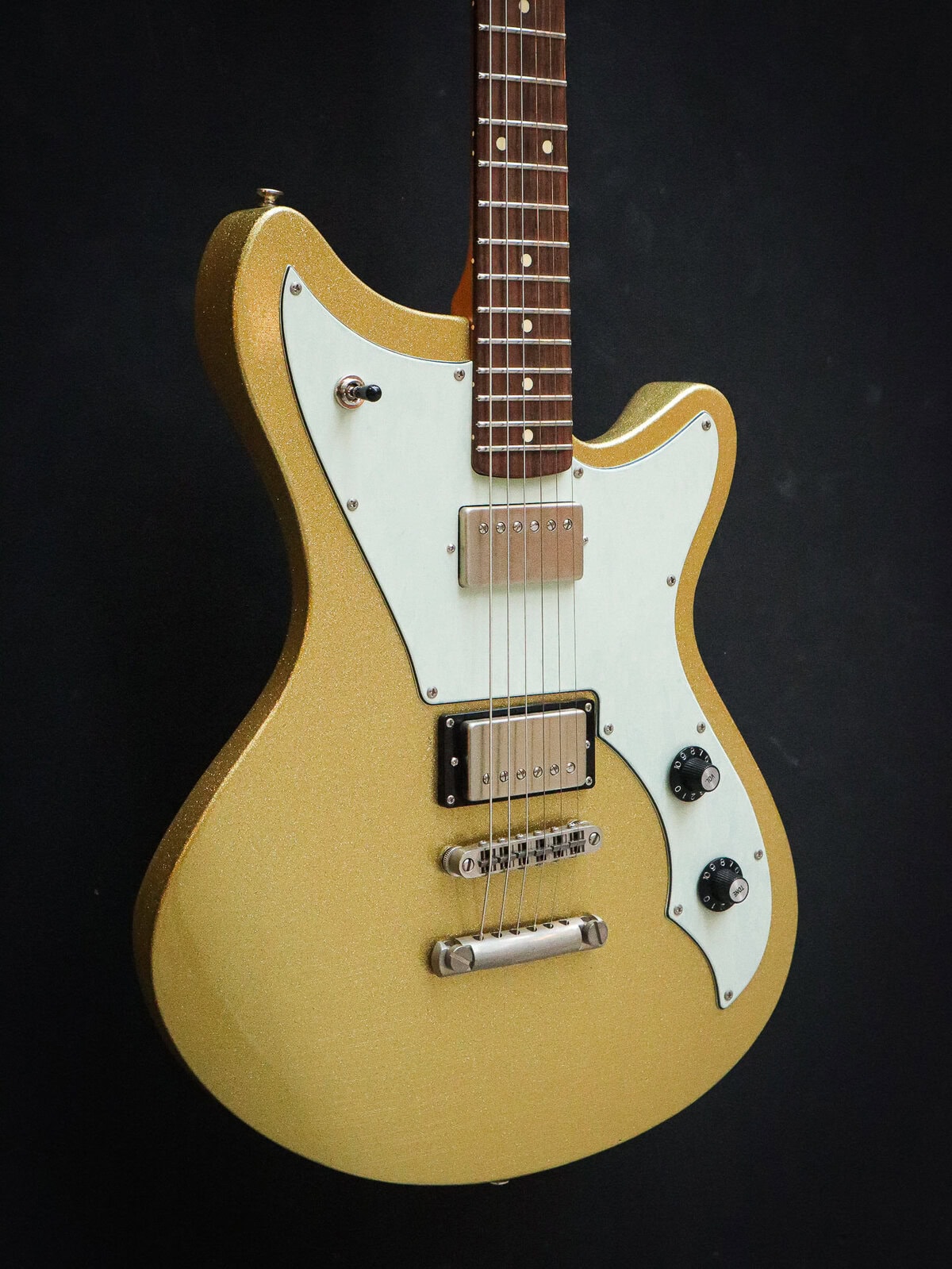 Kauffmann Cozy TM Gold Sparkle - Image 4