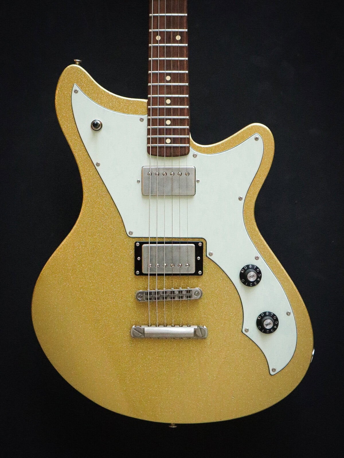 Kauffmann Cozy TM Gold Sparkle - Image 3