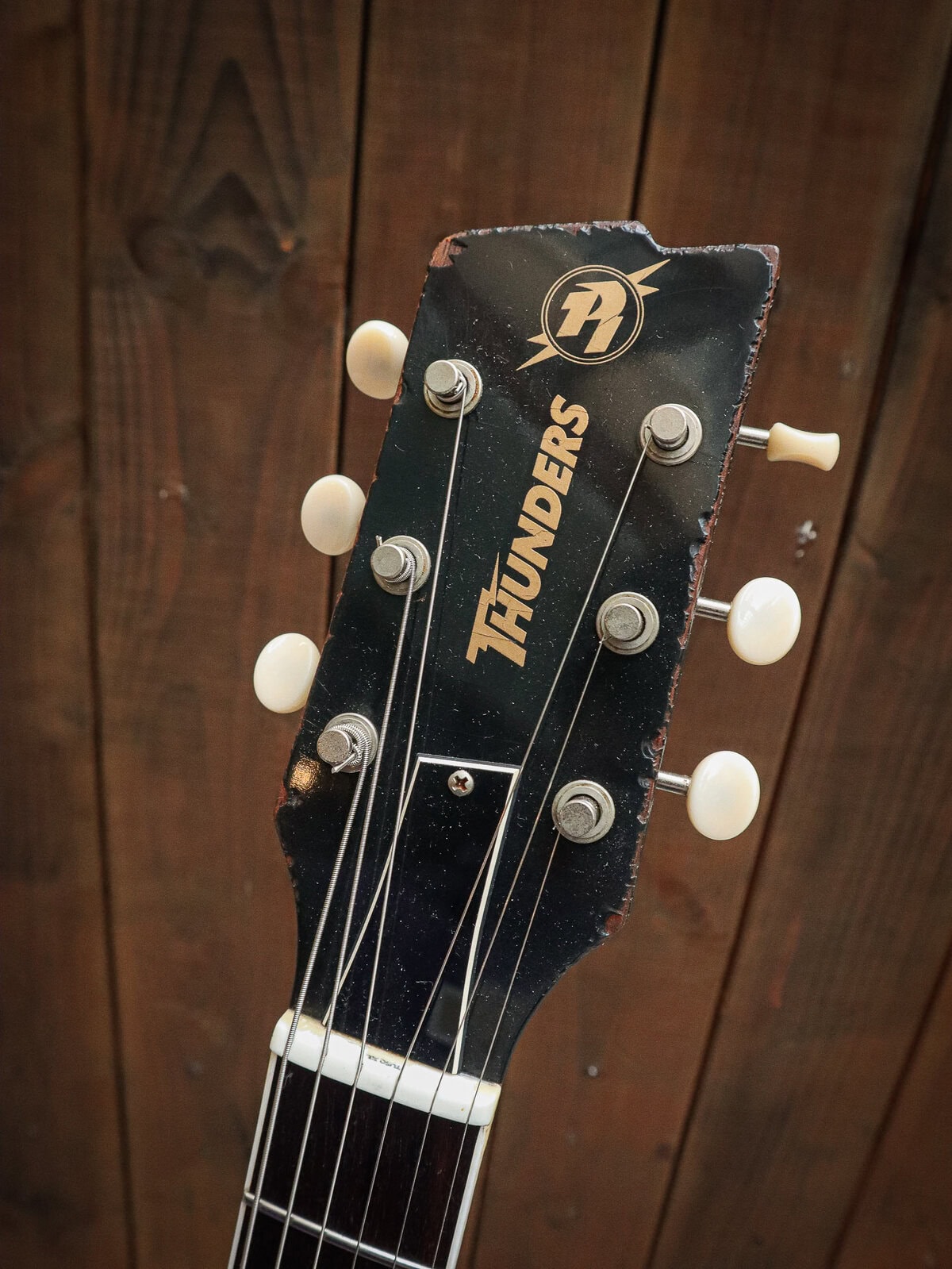 Rock N Roll Relics Thunders - Image 15