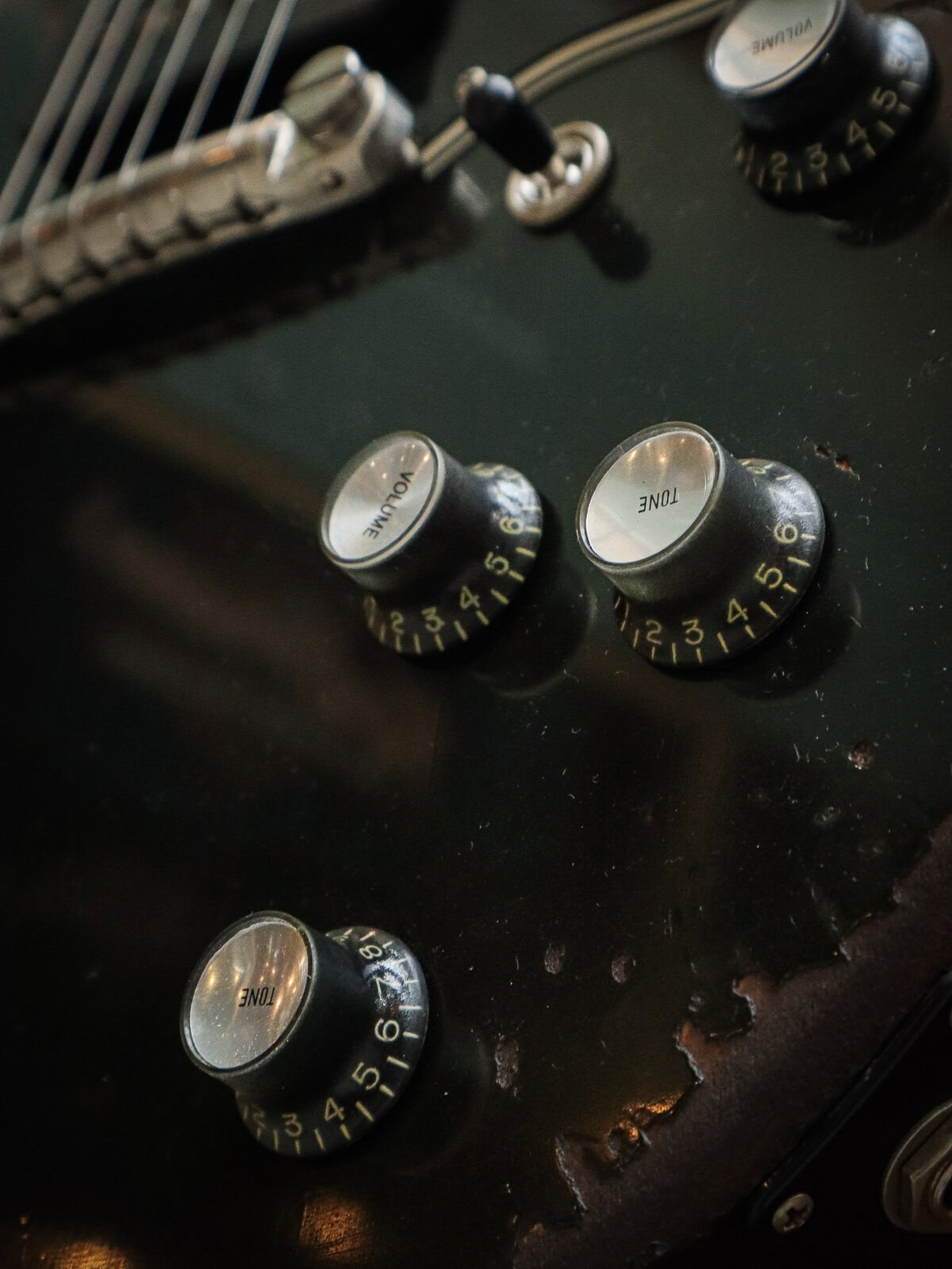 Rock N Roll Relics Thunders - Image 11