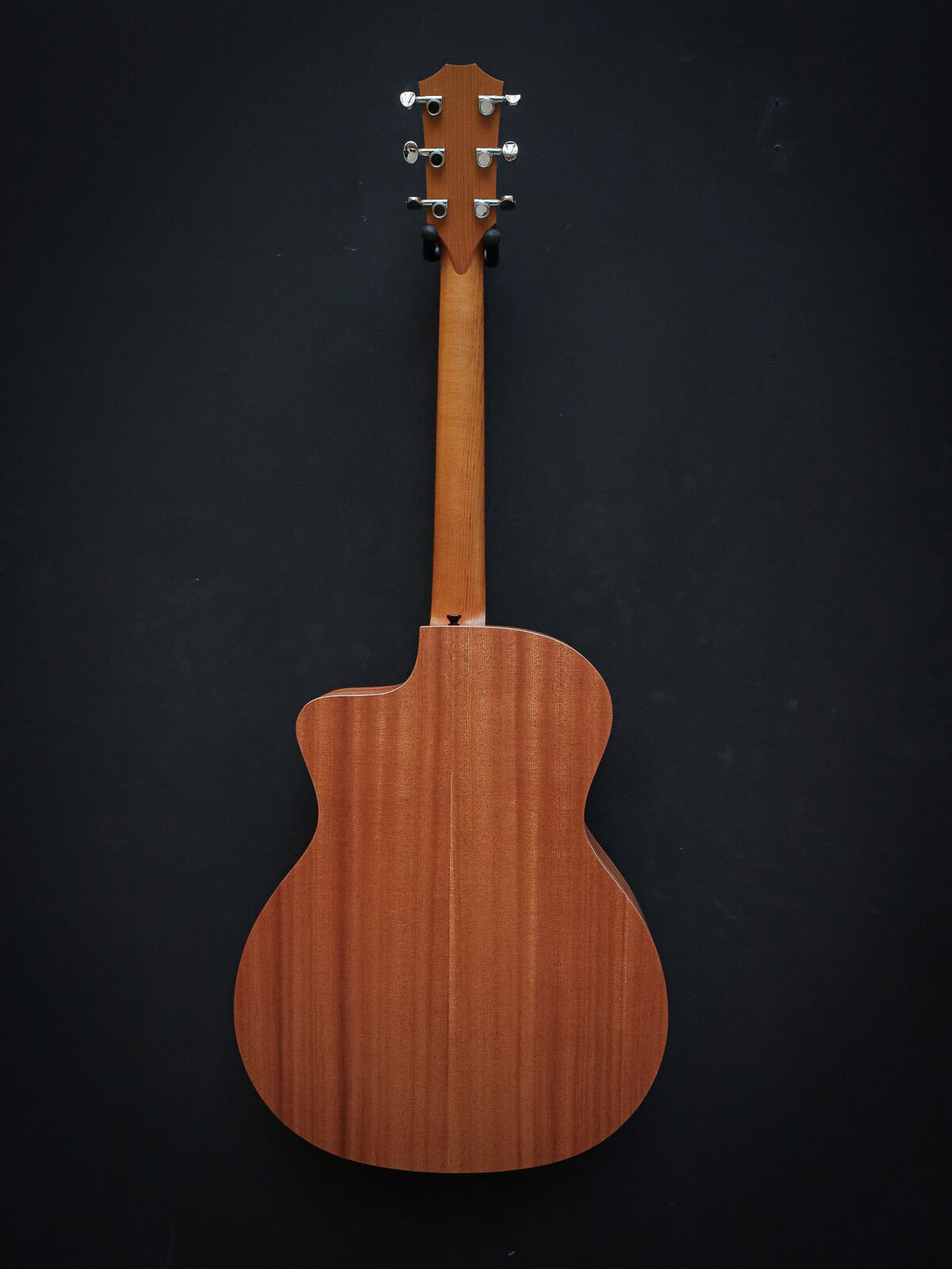 Taylor 24ce Sapele - Image 13