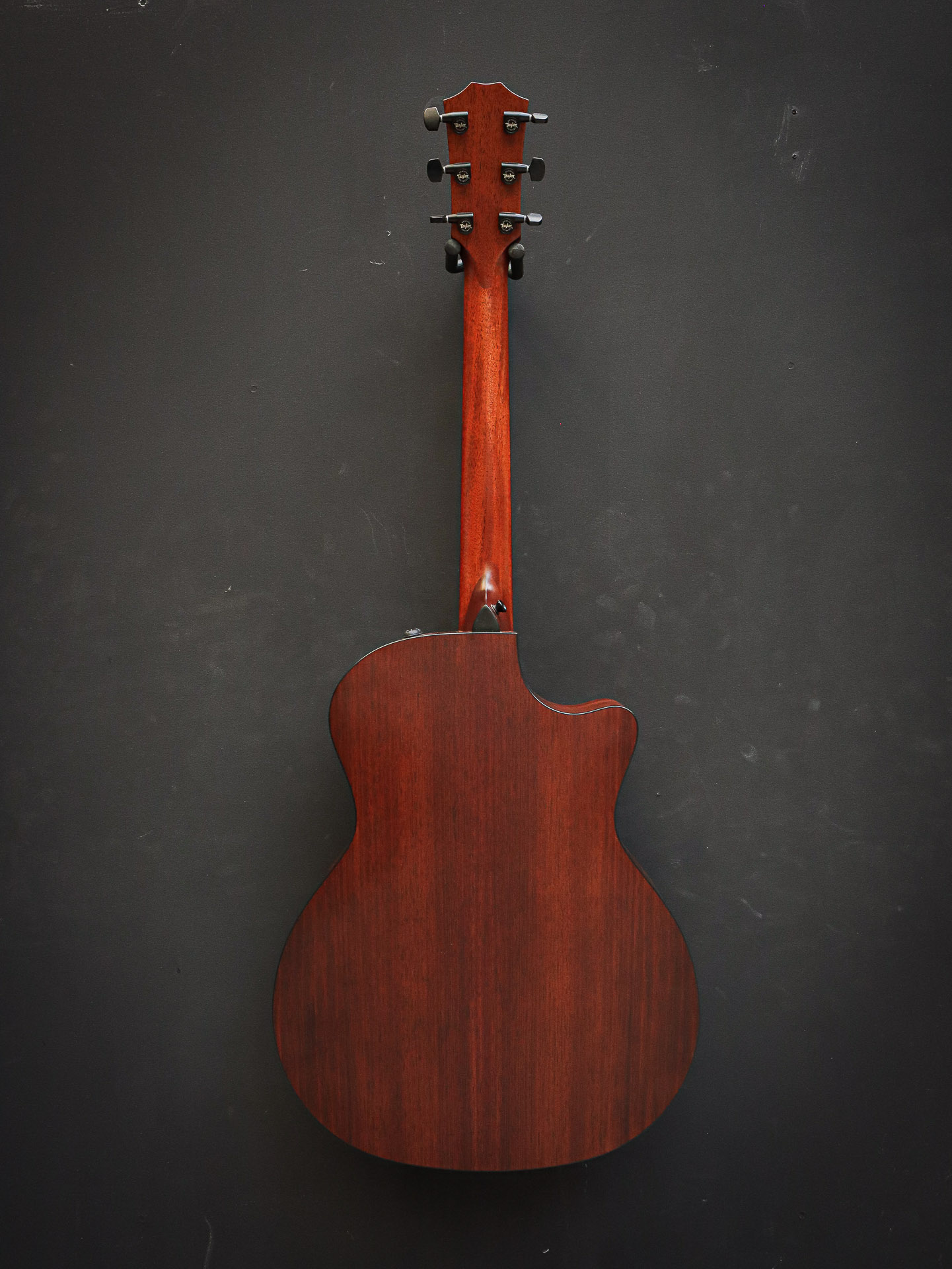 Taylor 324ce Lefty Pre-Owned - Image 12