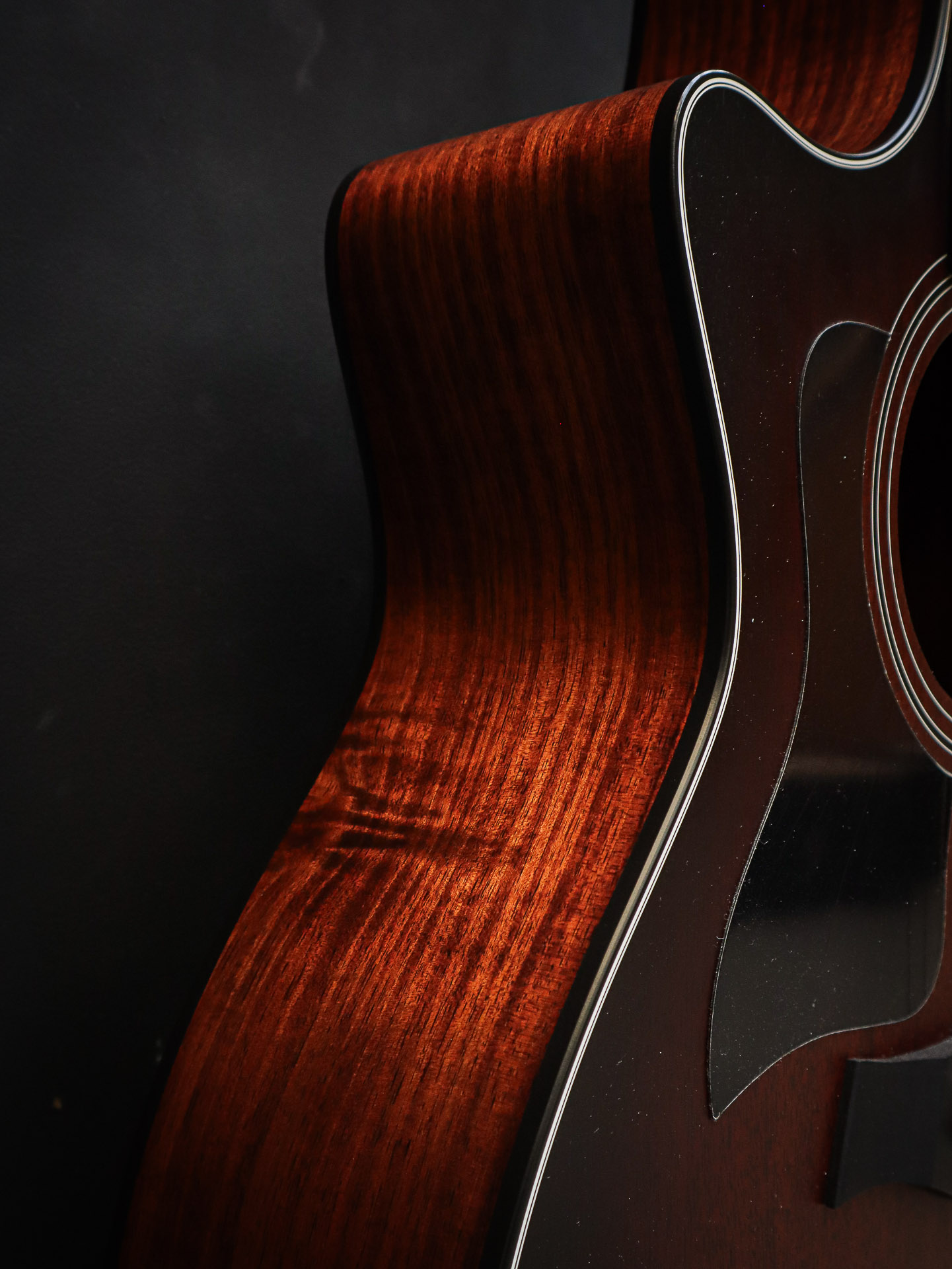 Taylor 324ce Lefty Pre-Owned - Image 6