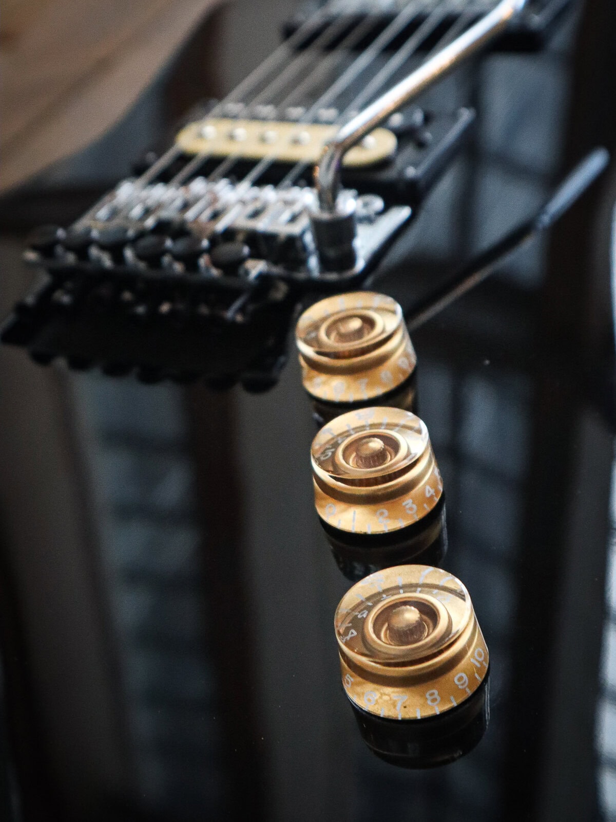 Dean ML 79 Floyd Classic Black - Image 6