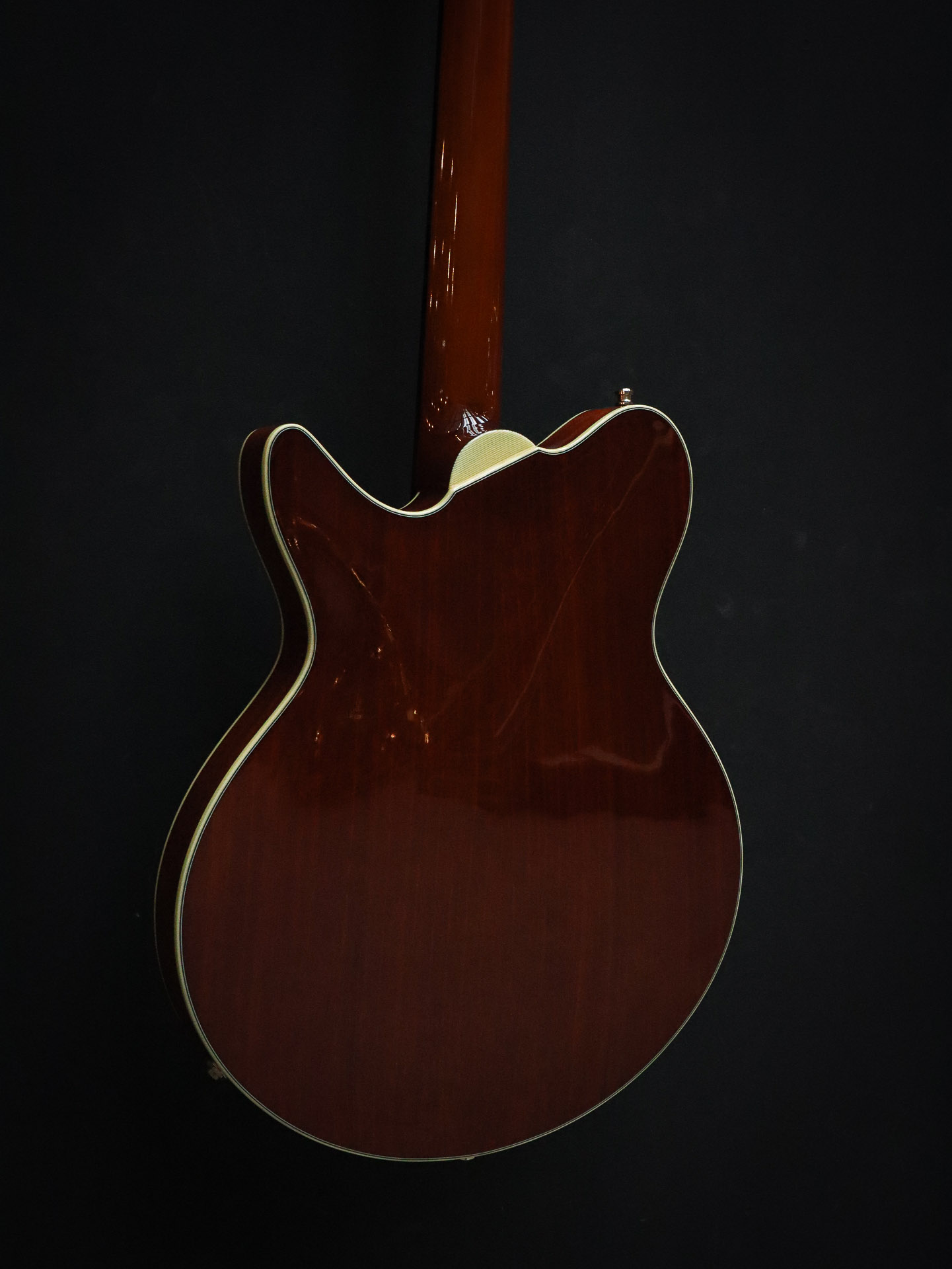 Eastman Romeo California Pre-Owned - Image 15