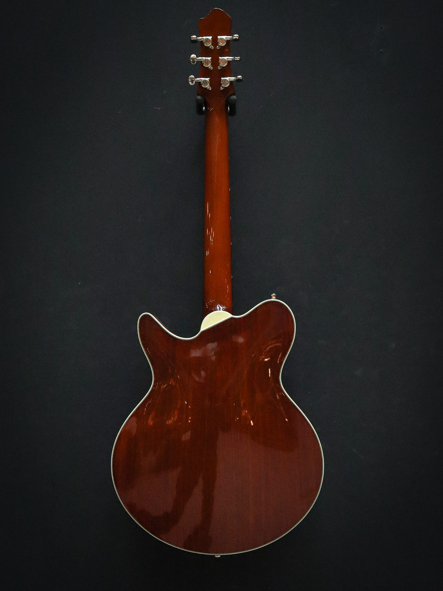 Eastman Romeo California Pre-Owned - Image 14