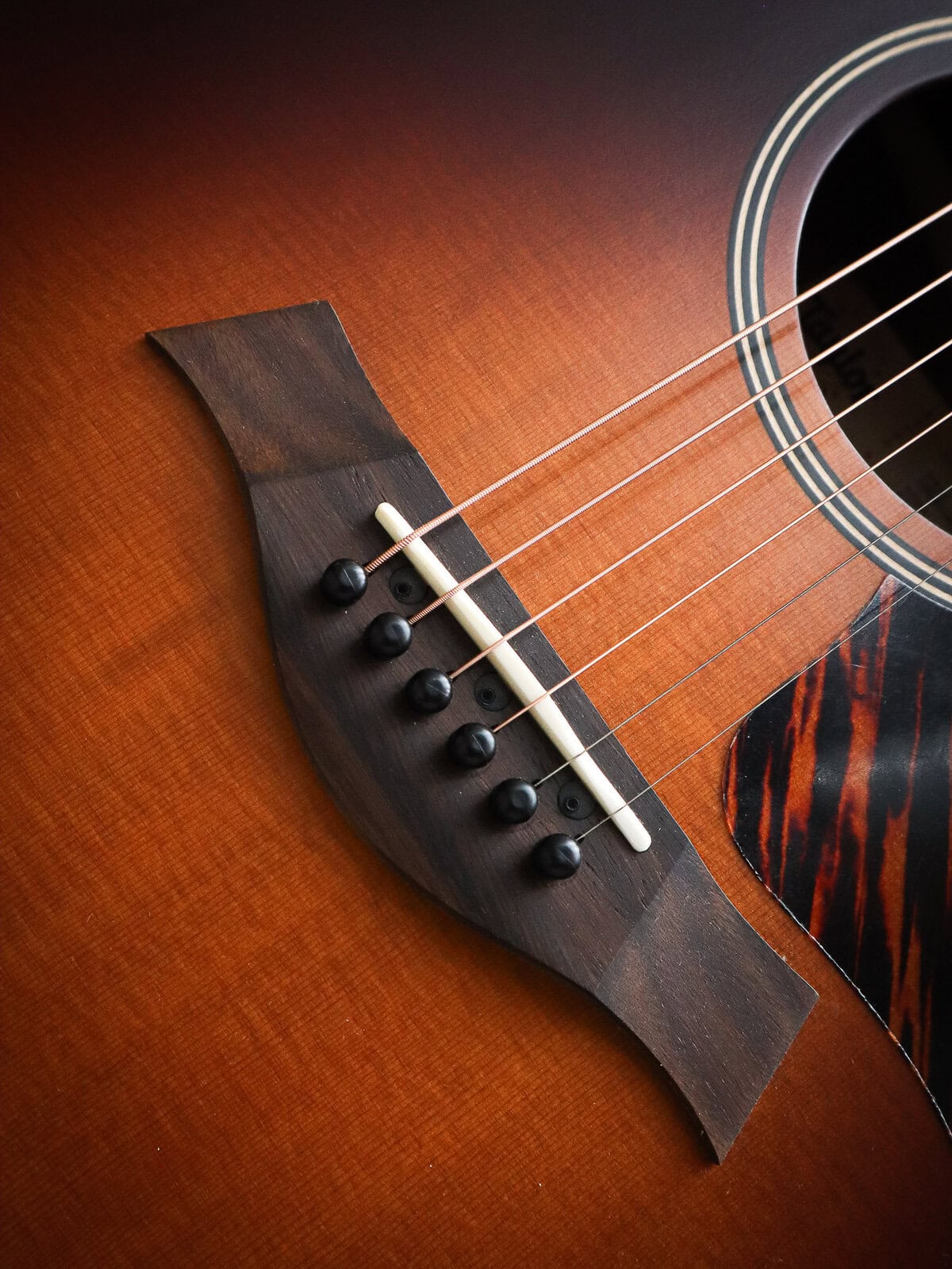 Taylor AD12e Sunburst - Image 7