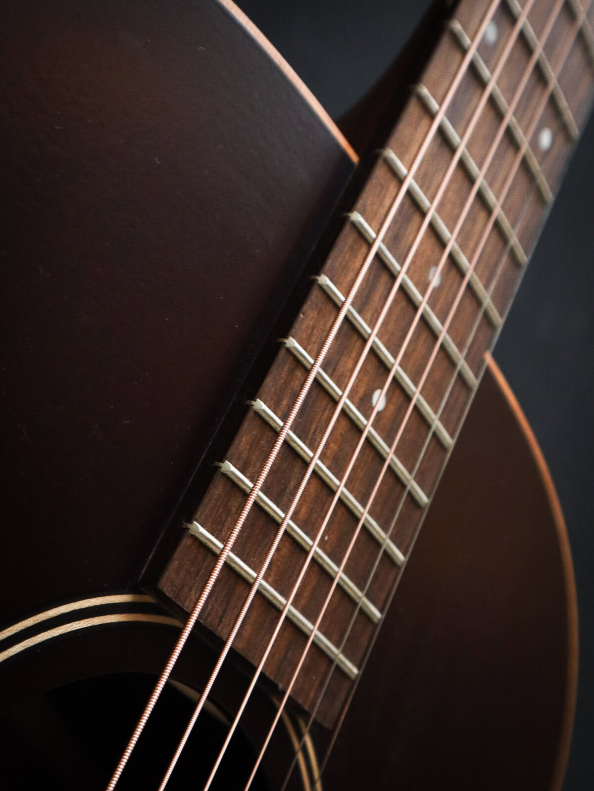 Taylor AD12e Sunburst - Image 8