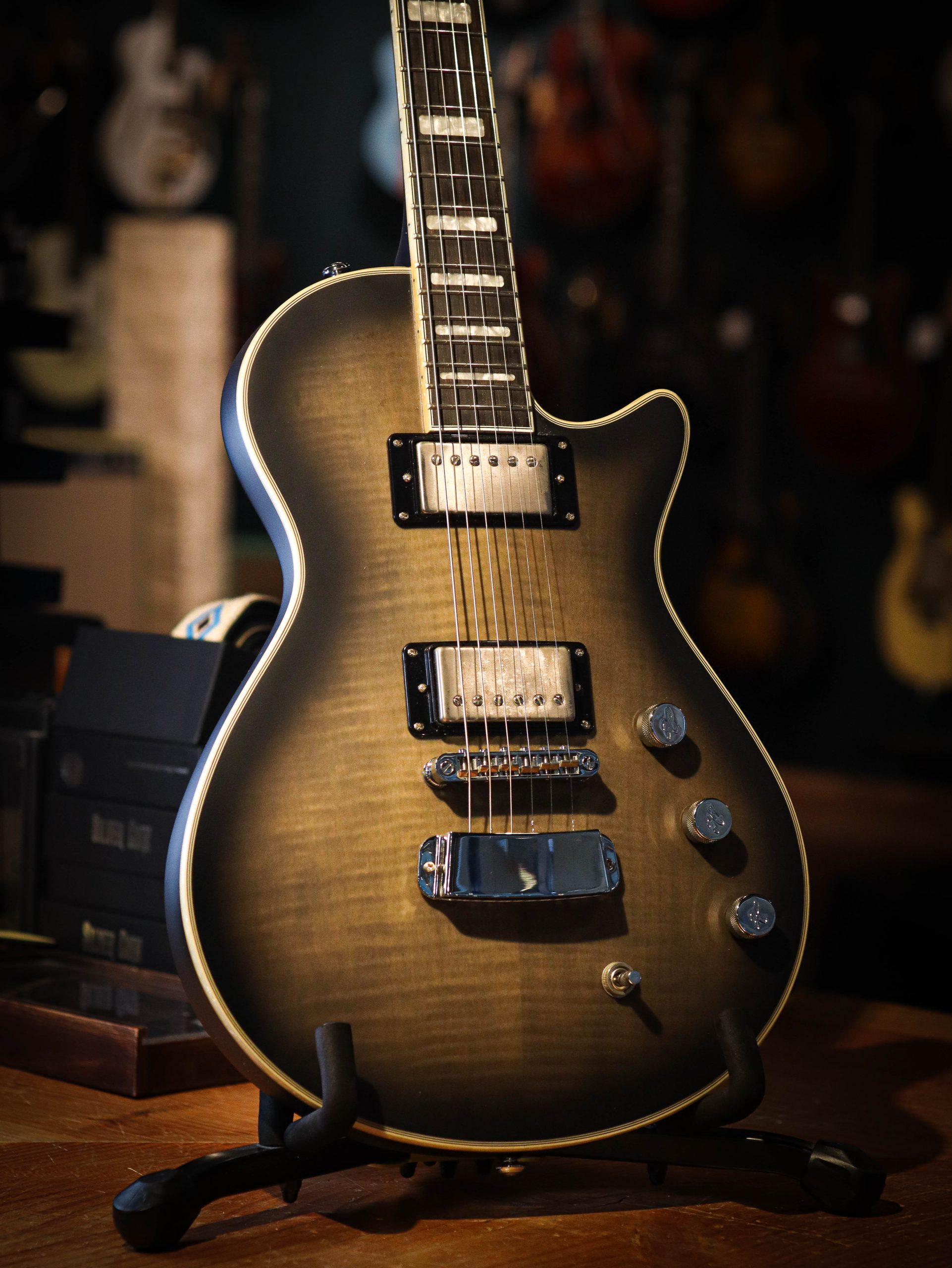 Hagstrom Ultra Max Pre-Owned