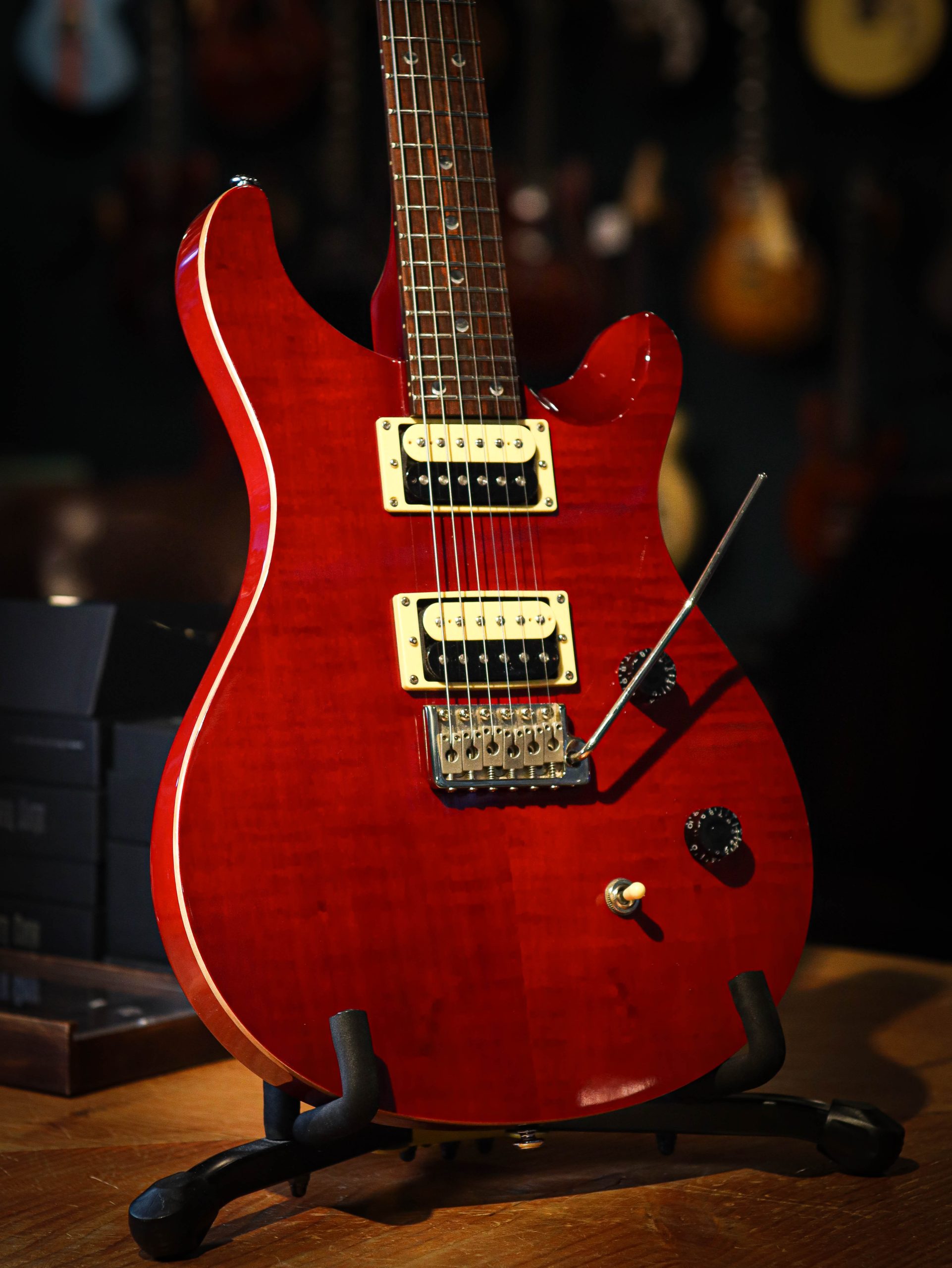 PRS SE Custom Red Pre-Owned