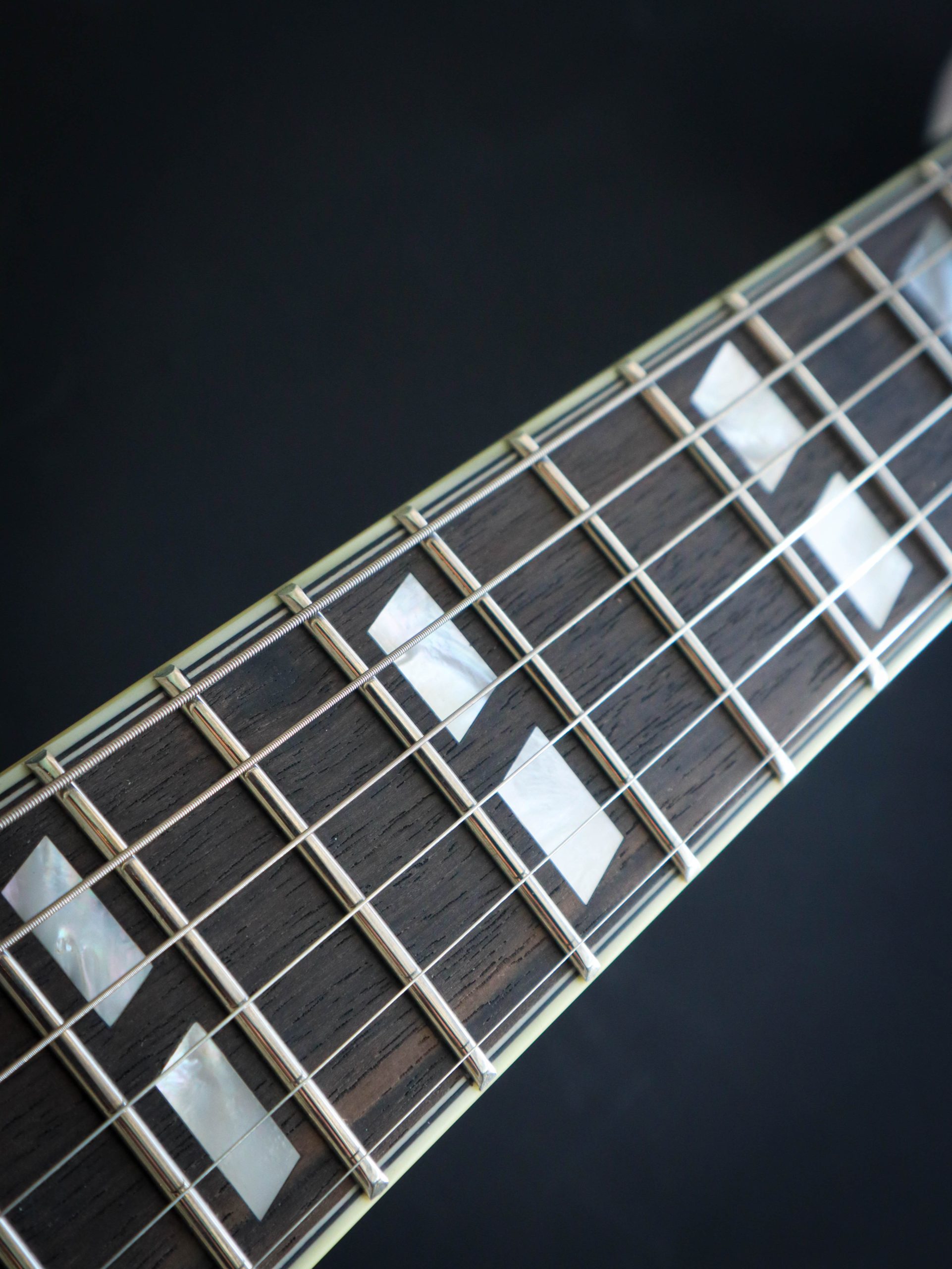 Eastman T486B Red - Image 10