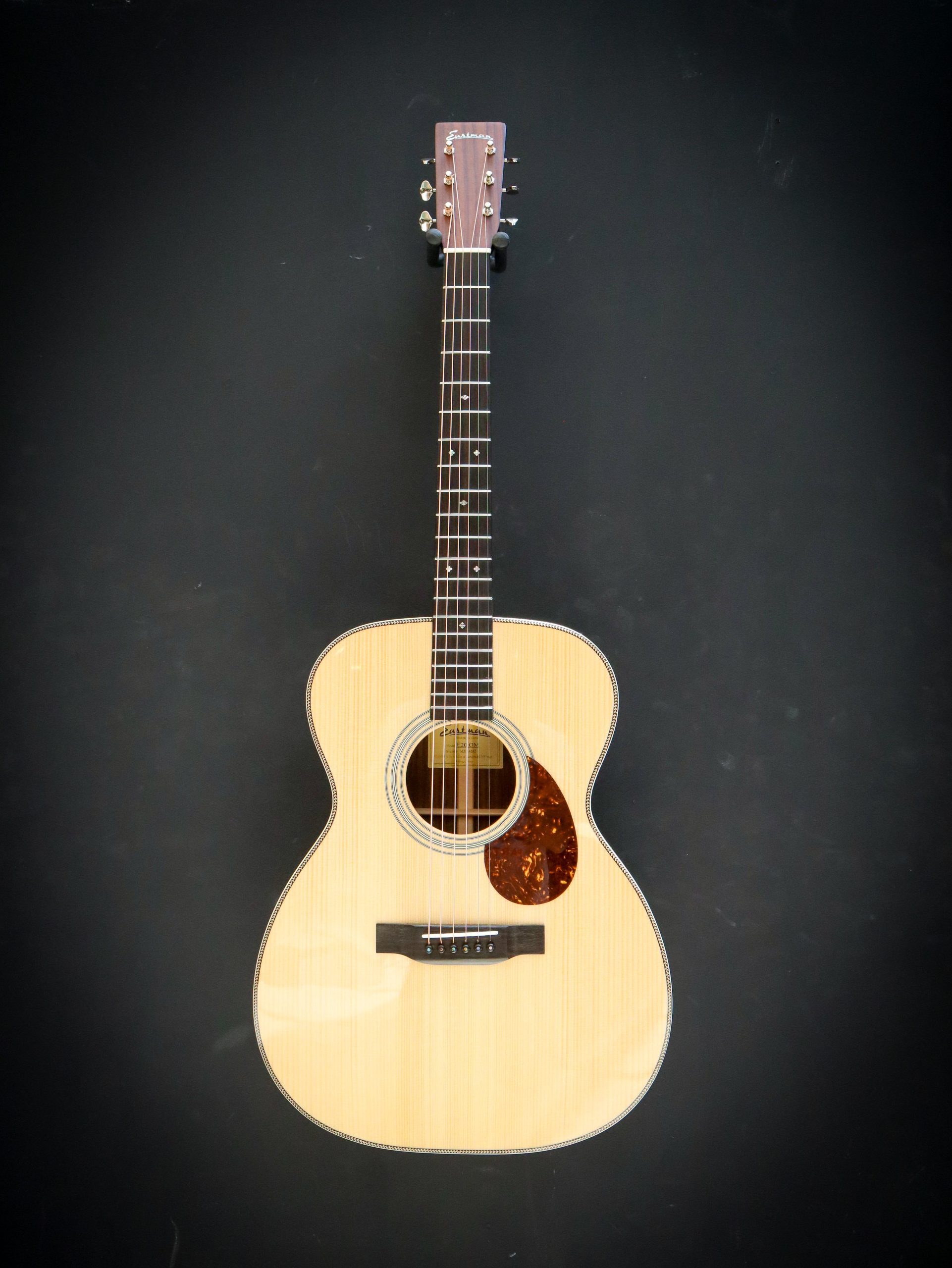 Eastman E20 OM Pre-Owned - Image 2