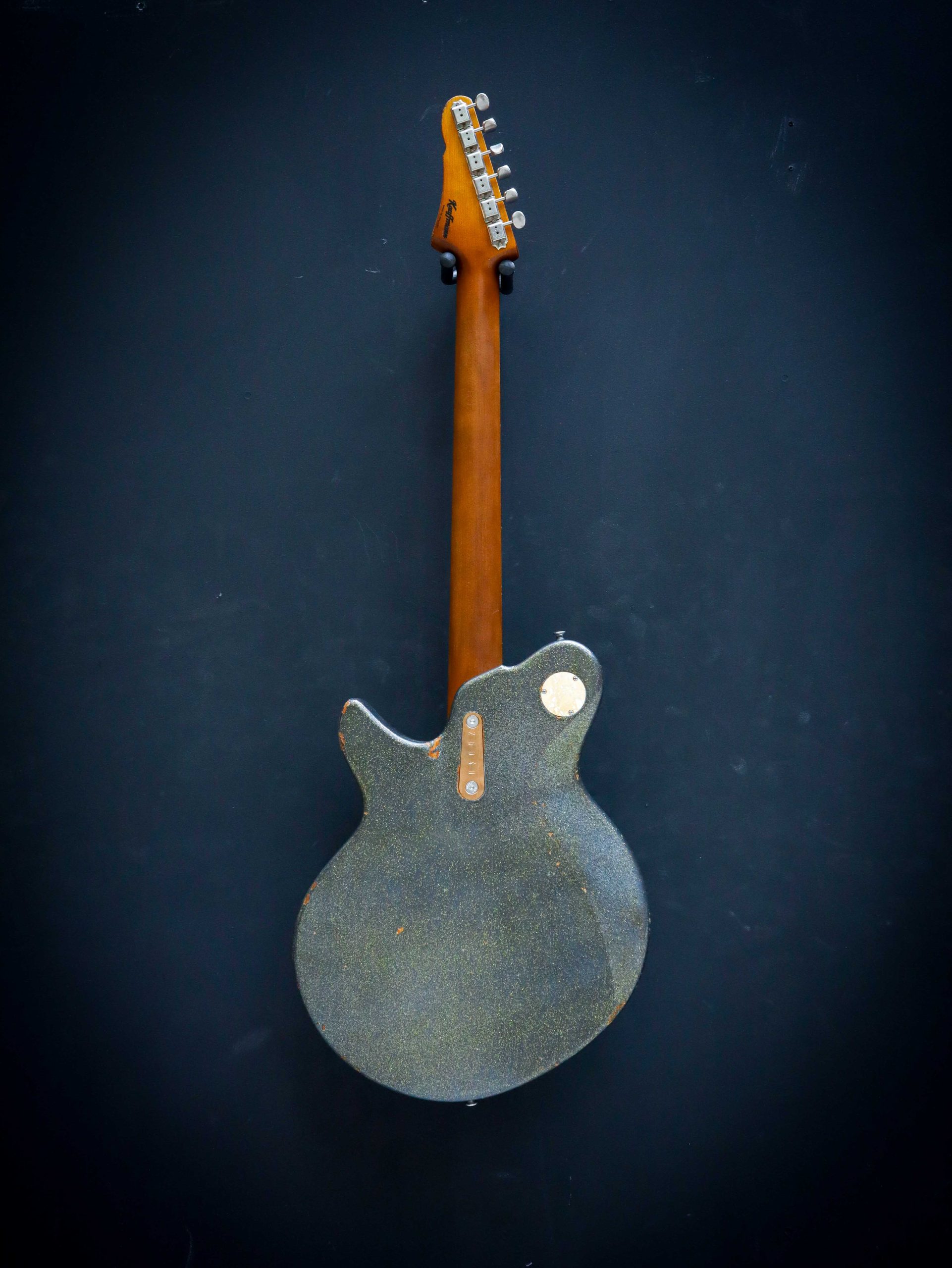 Eastman Kauffmann Series Offset Deluxe Charcoal Gold Sparkle - Image 10