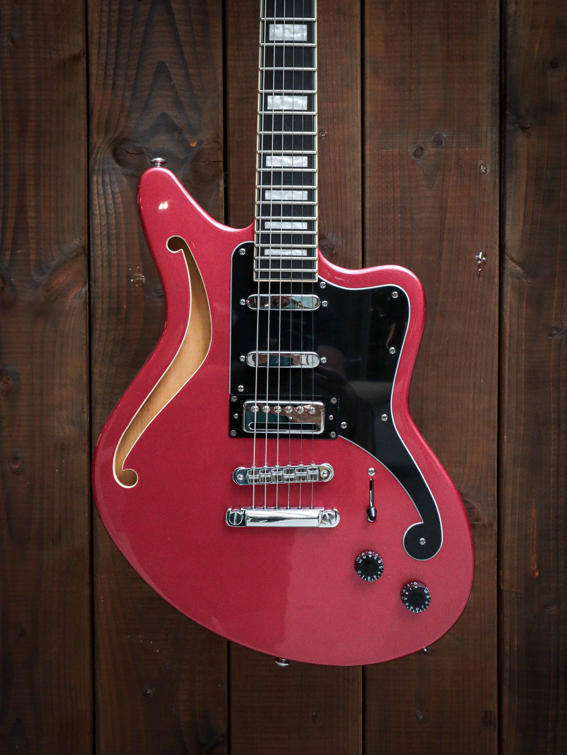 Dangelico Premier Bedford SH Oxblood Pre-Owned - Image 3